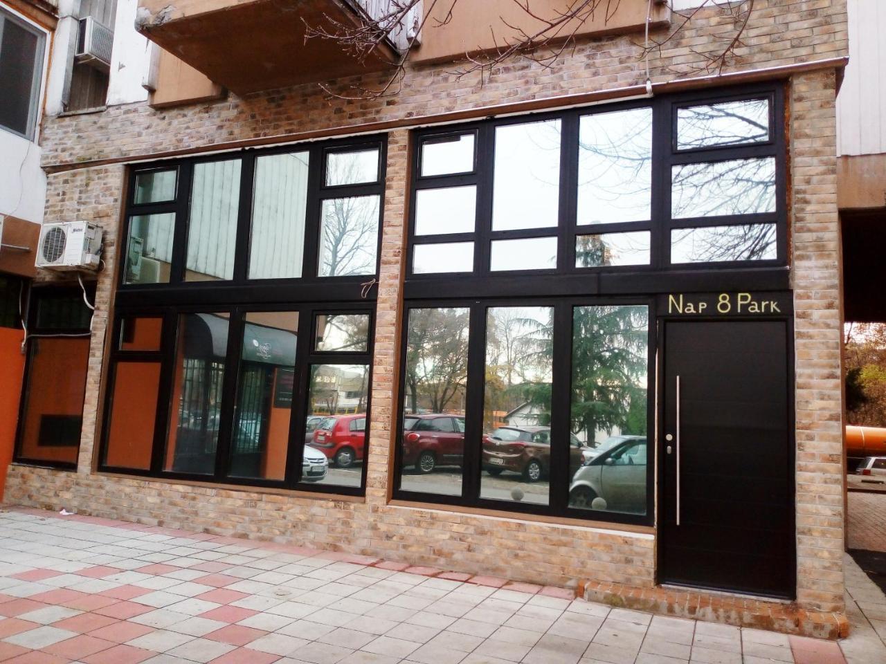 Nappark Hostel Belgrád Kültér fotó